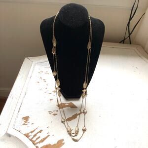 Vintage Gold Tone Multi Chain Floral Oval Design Necklace